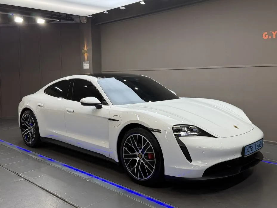 Porsche Taycan 2021 из KR, фото 5