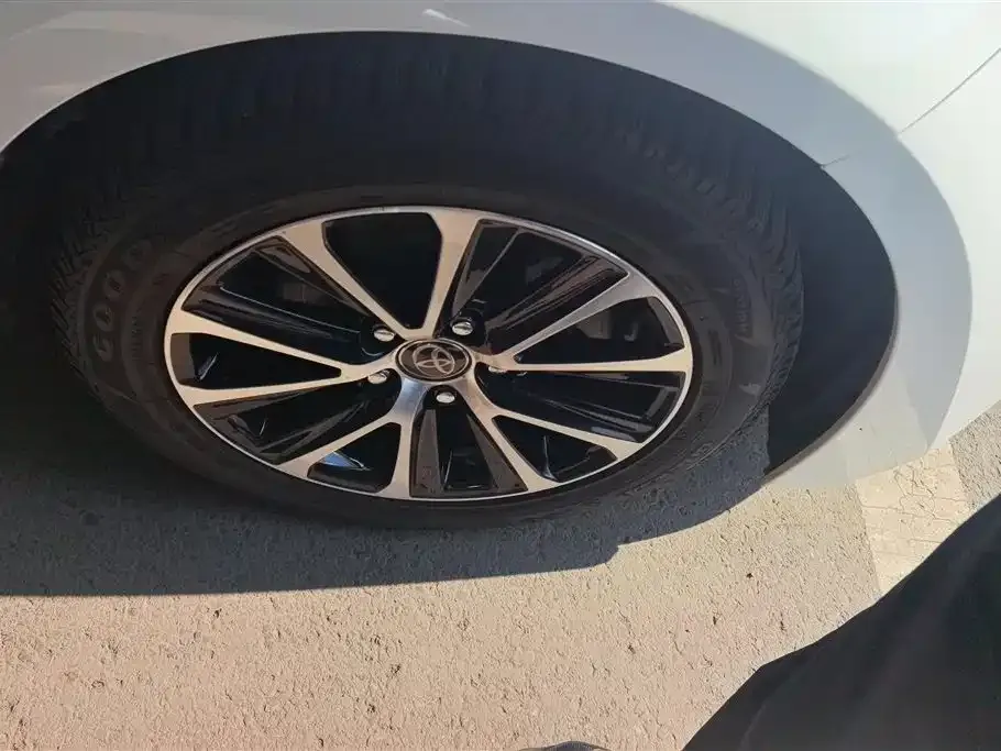 Toyota Levin — фото 10