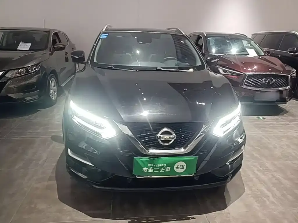 Nissan Qashqai — фото 6