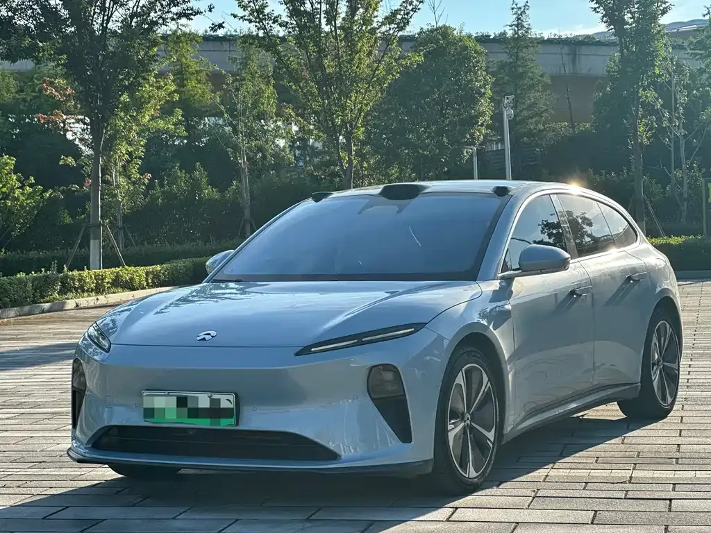 NIO ET5T