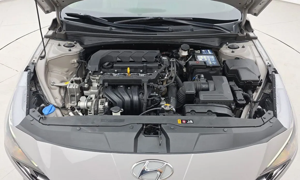 Hyundai AVANTE — фото 4