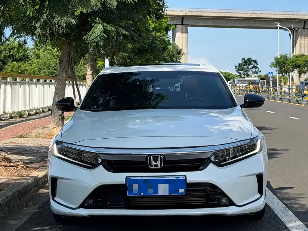 Honda Inspire — фото 6