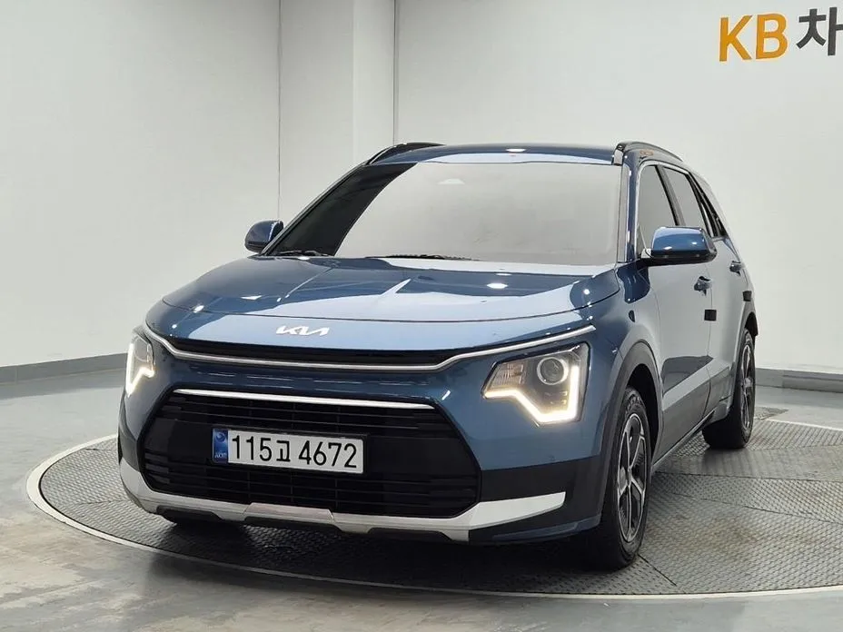 Kia Niro — фото 1