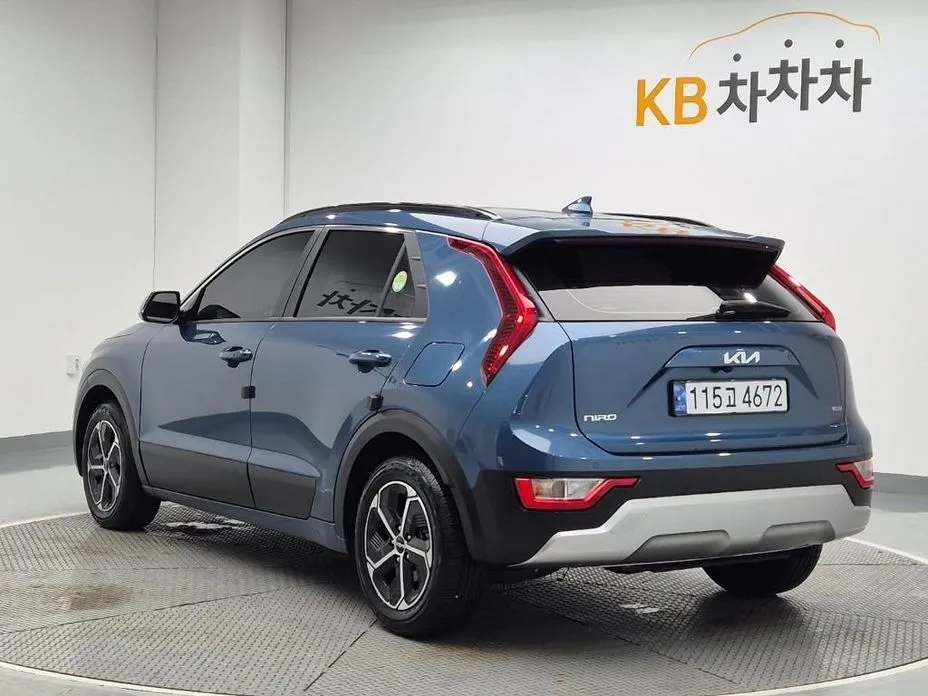 Kia Niro — фото 9