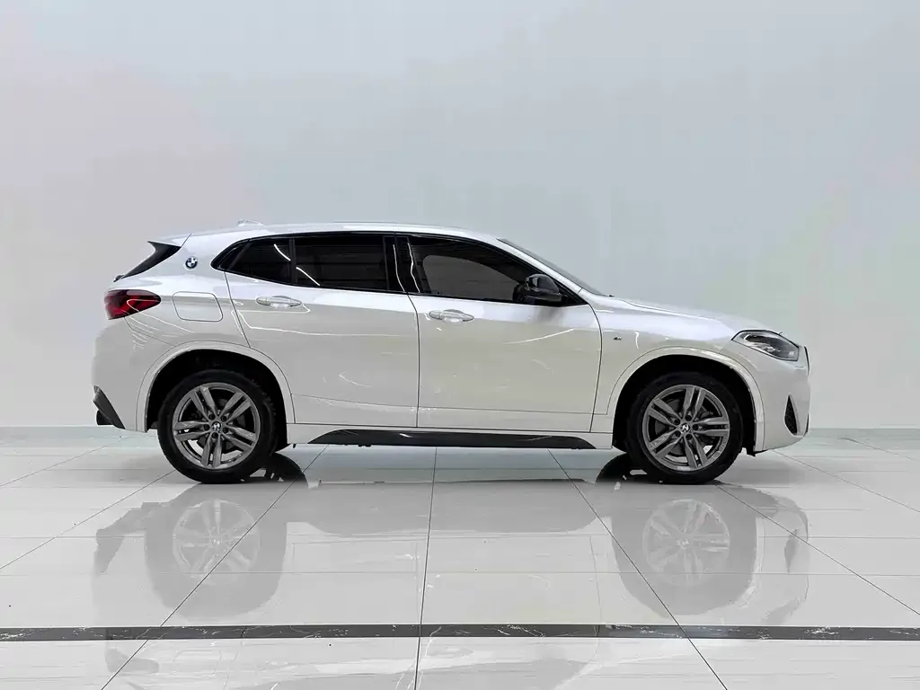 BMW X2 — фото 9