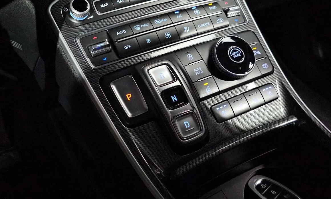 Hyundai Santafe — фото 7