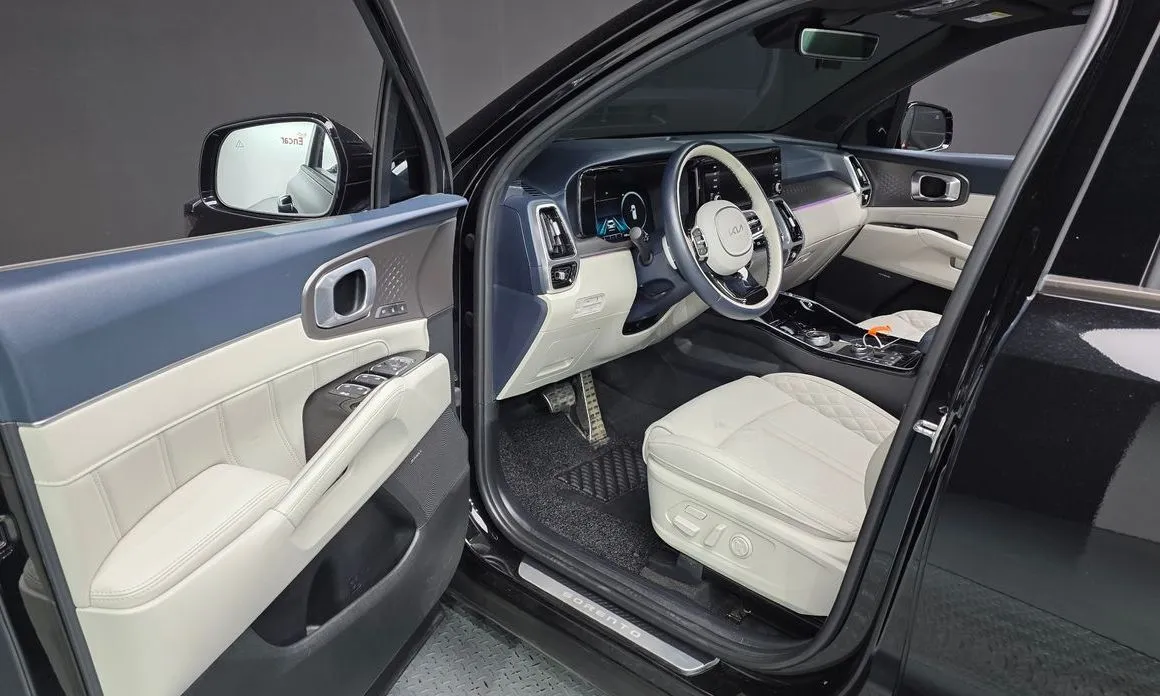 Kia Sorento — фото 8
