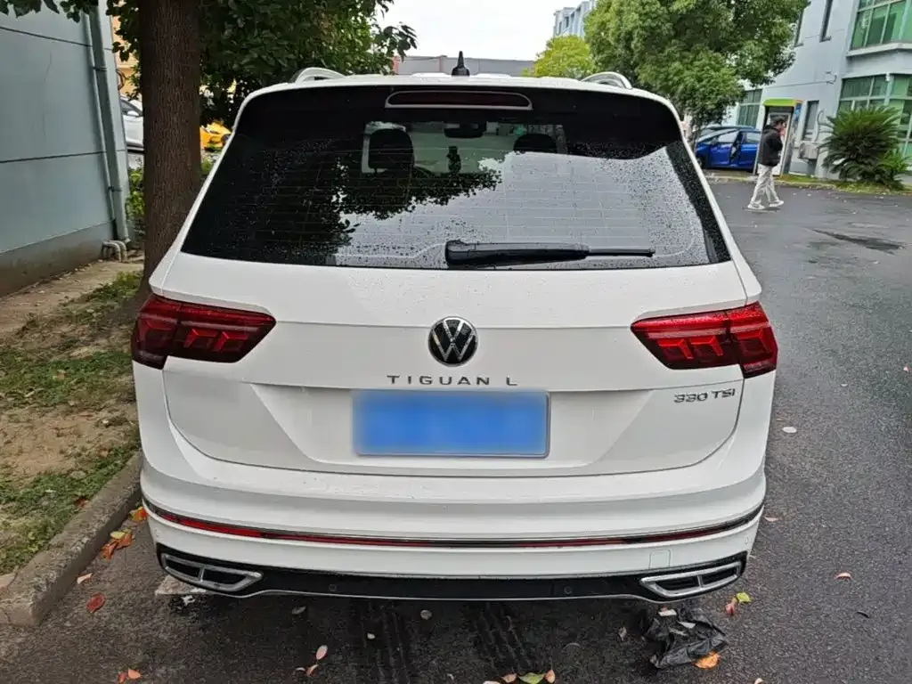 Volkswagen Tiguan L — фото 4