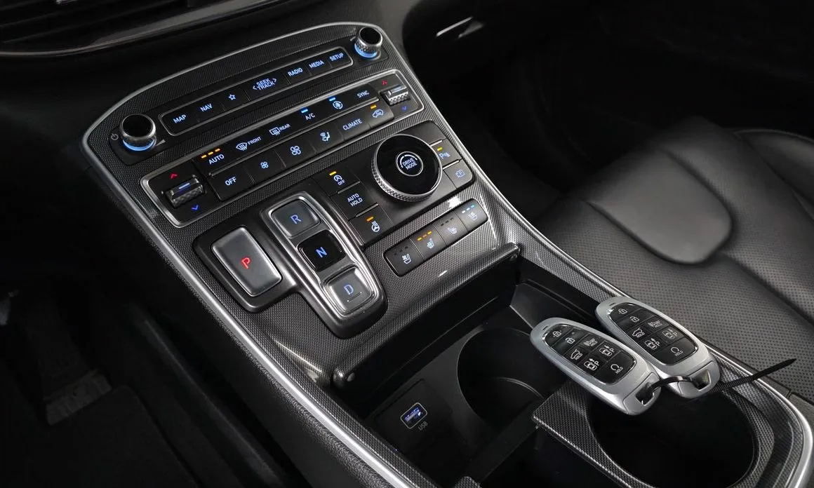 Hyundai Santafe — фото 8