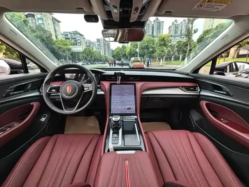 Hongqi H5 — фото 9