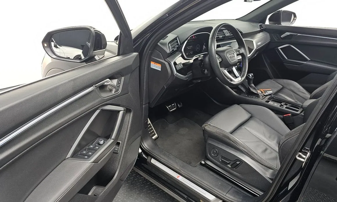 Audi Q3 2023 из KR, фото 7