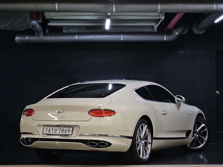 Bentley Continental — фото 5