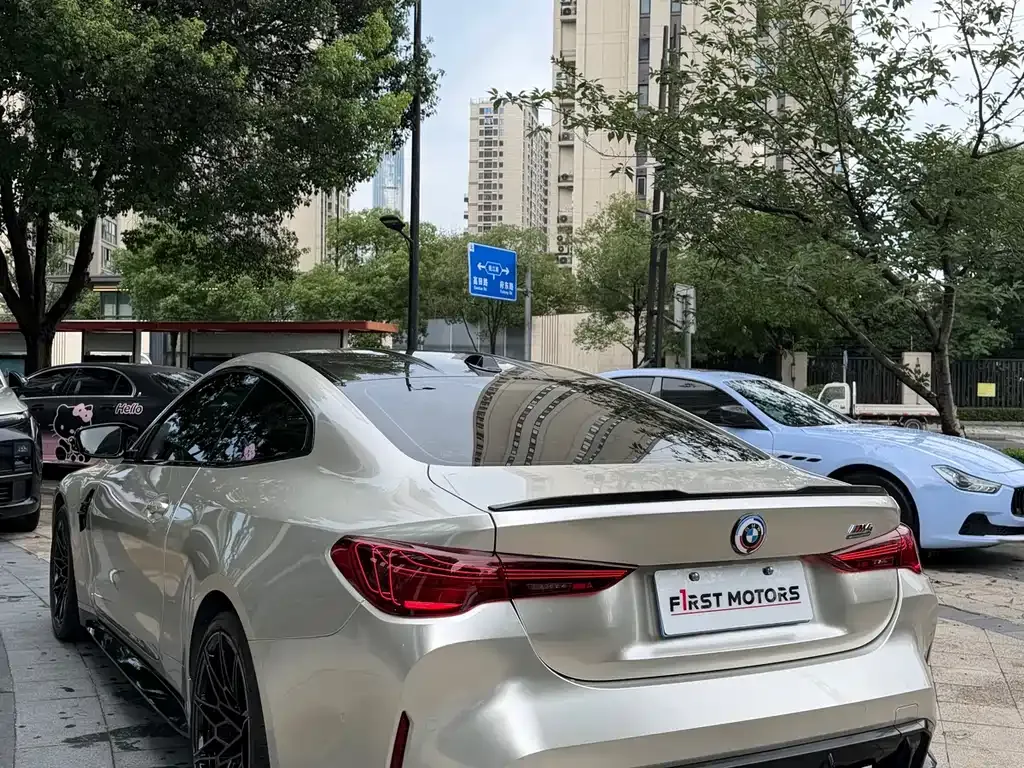 BMW M4 — фото 9