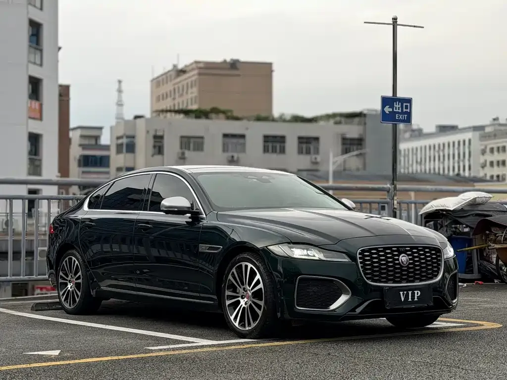 Jaguar XFL — фото 9