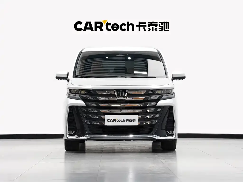 Toyota Vellfire — фото 4