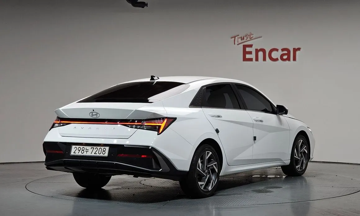 Hyundai AVANTE — фото 9