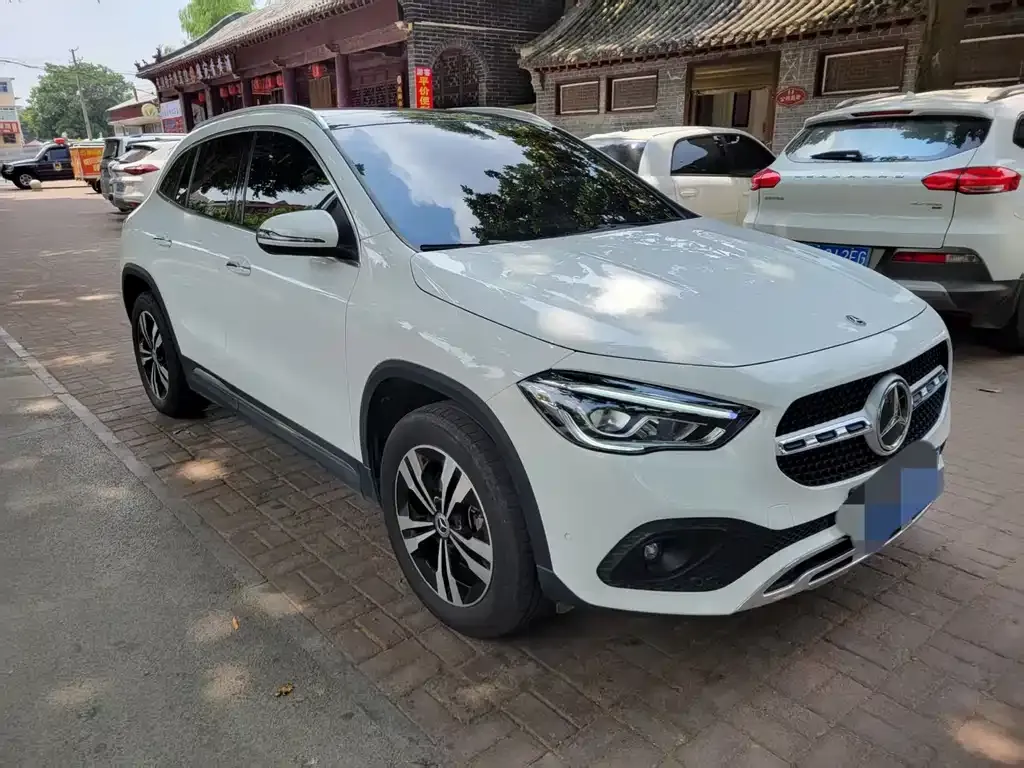 Mercedes-Benz GLA — фото 2