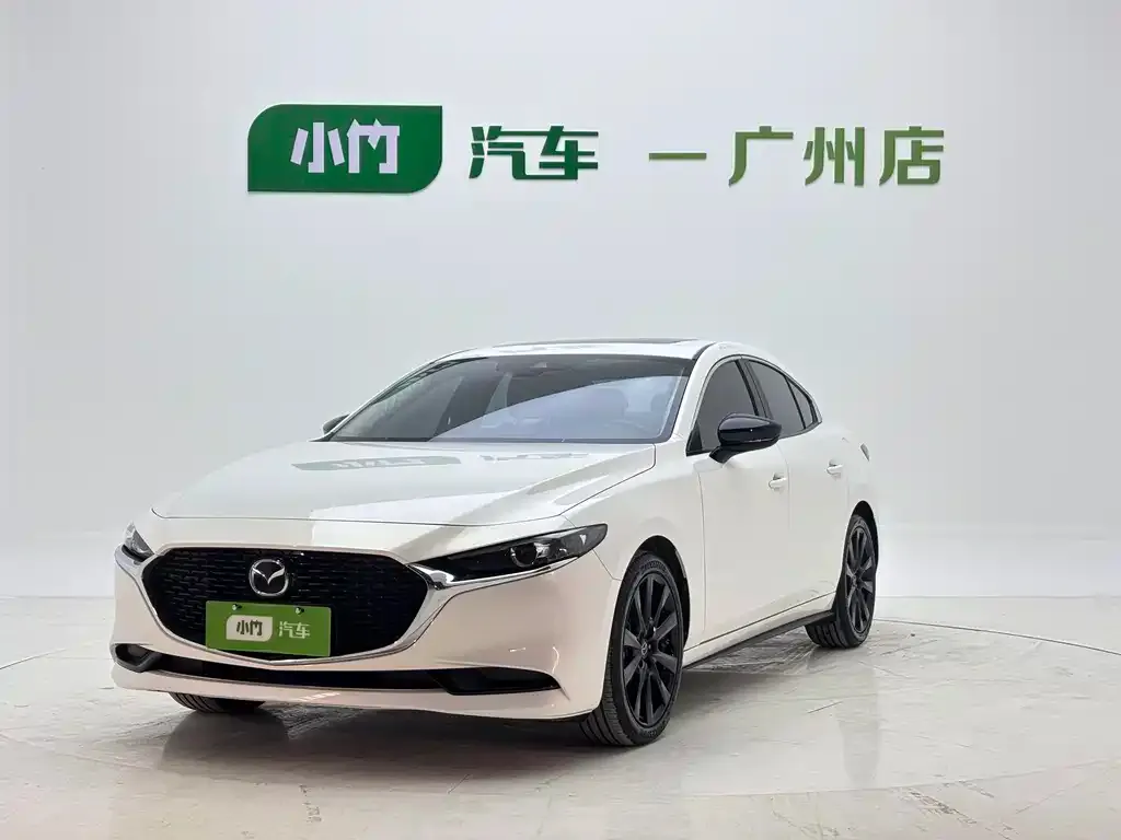 Mazda 3 Axela — фото 1
