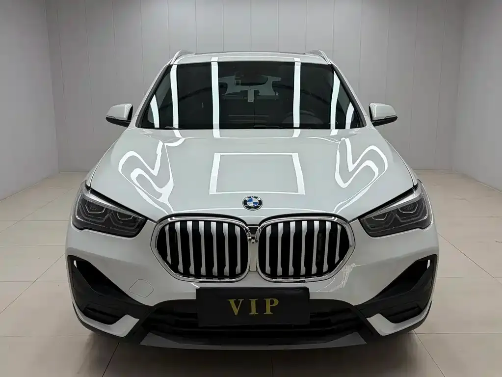 BMW X1 — фото 2