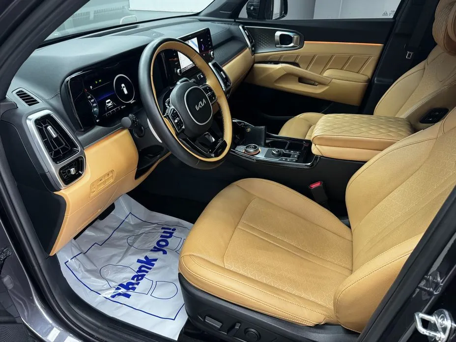 Kia Sorento — фото 7