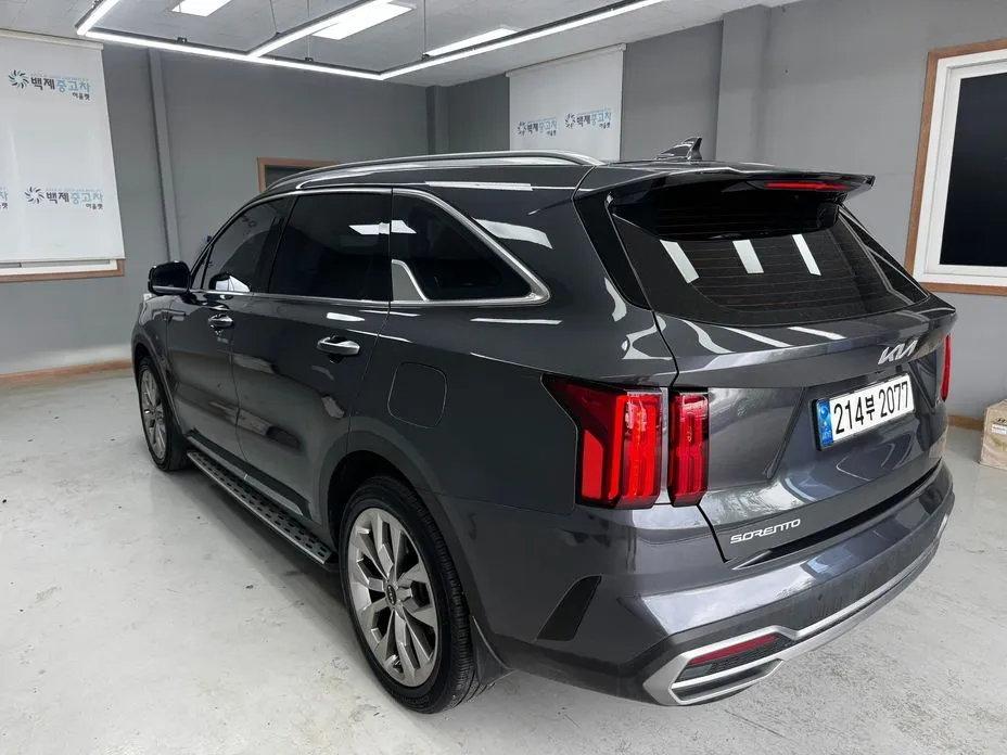 Kia Sorento — фото 8