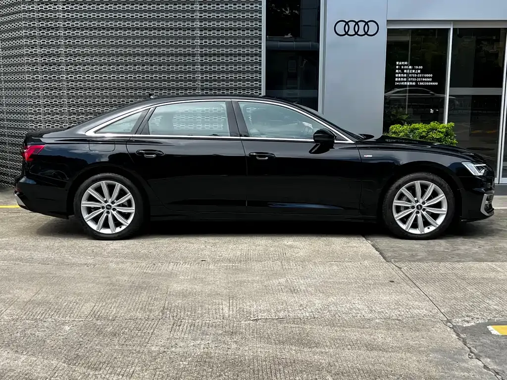 Audi A6L — фото 10