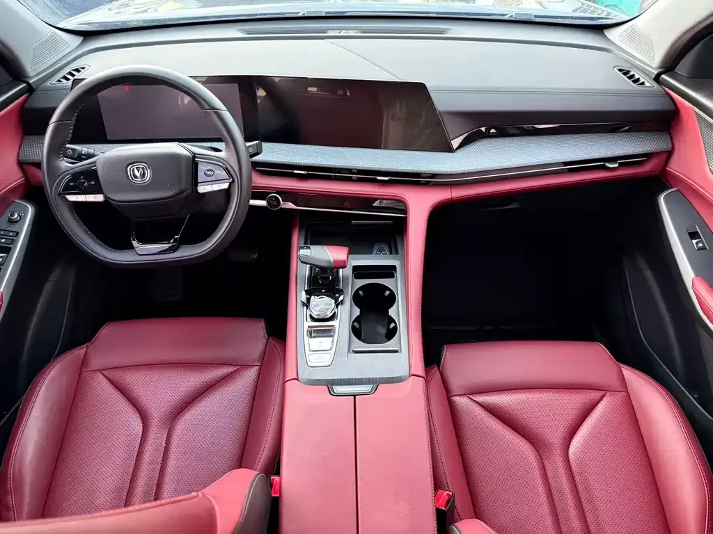 Changan CS75PLUS — фото 3