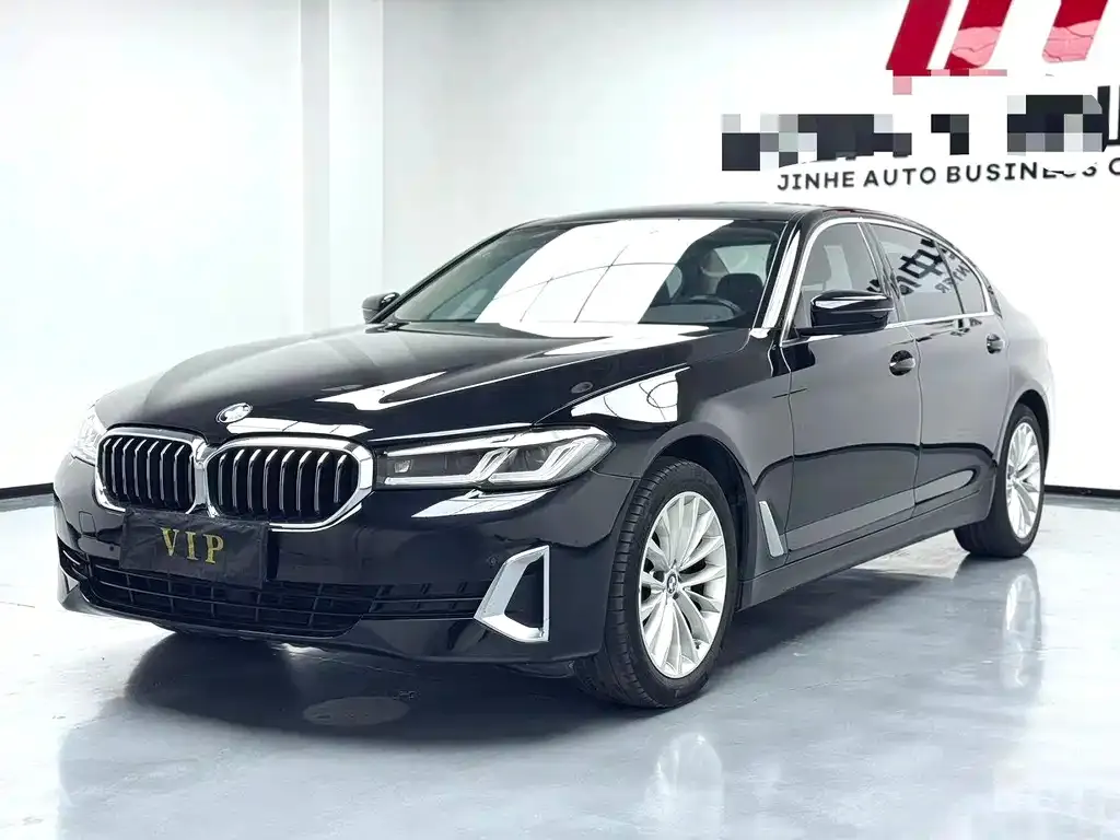 BMW 5 Series — фото 1