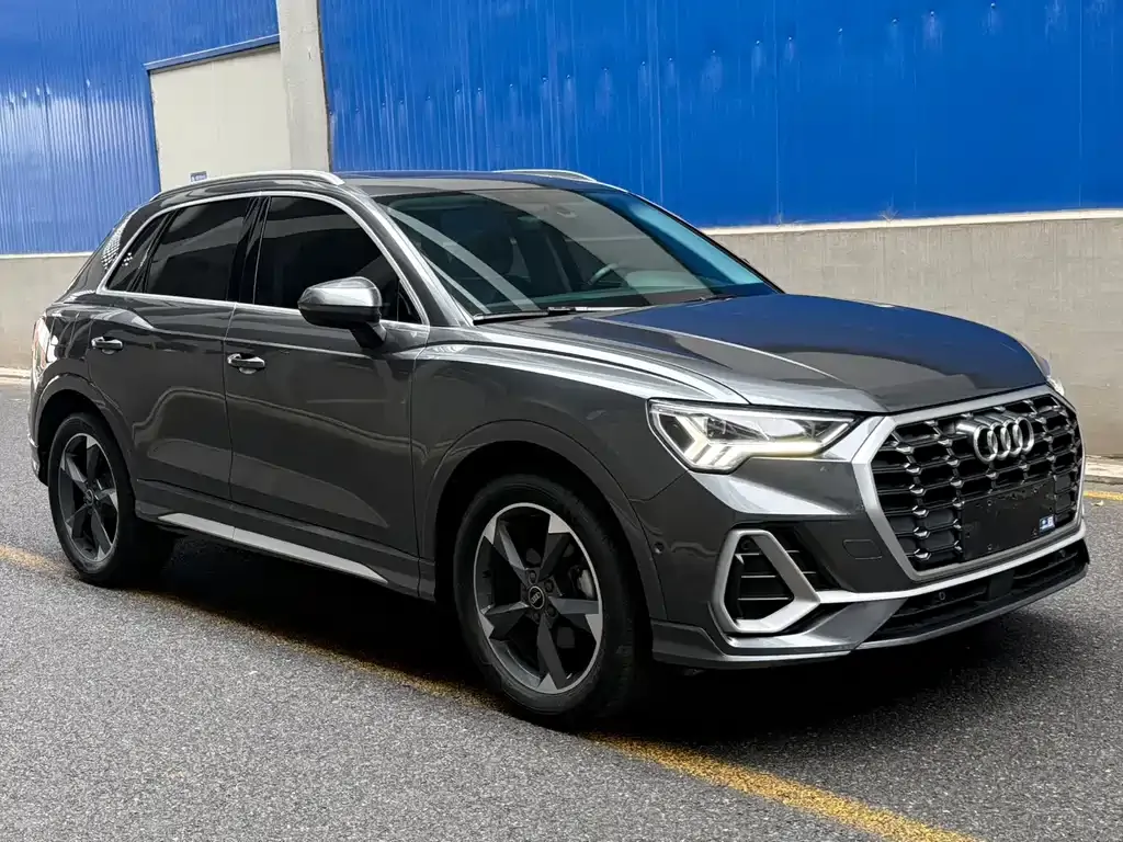 Audi Q3 — фото 4