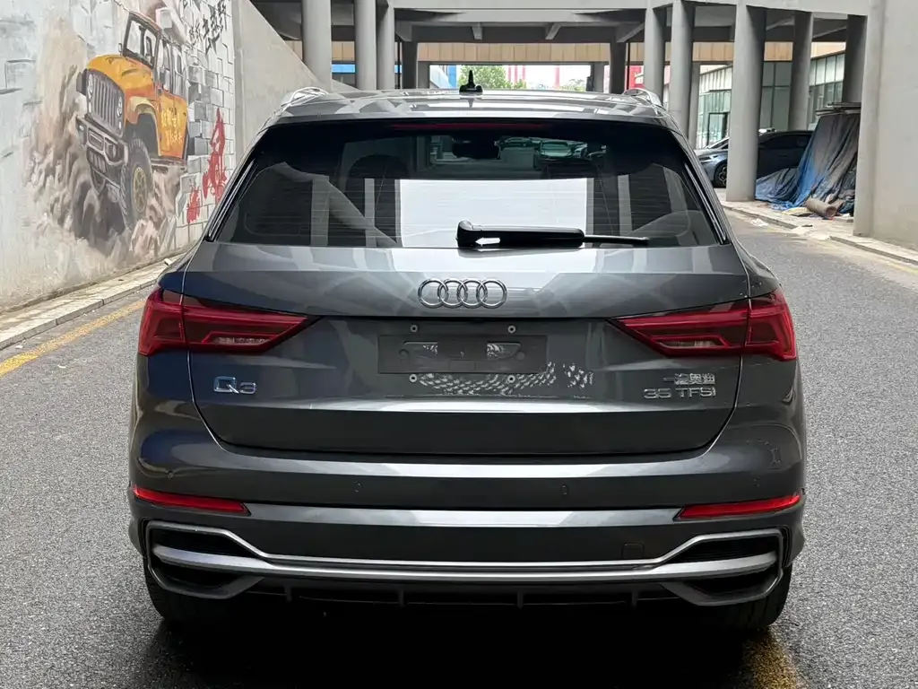 Audi Q3 — фото 5