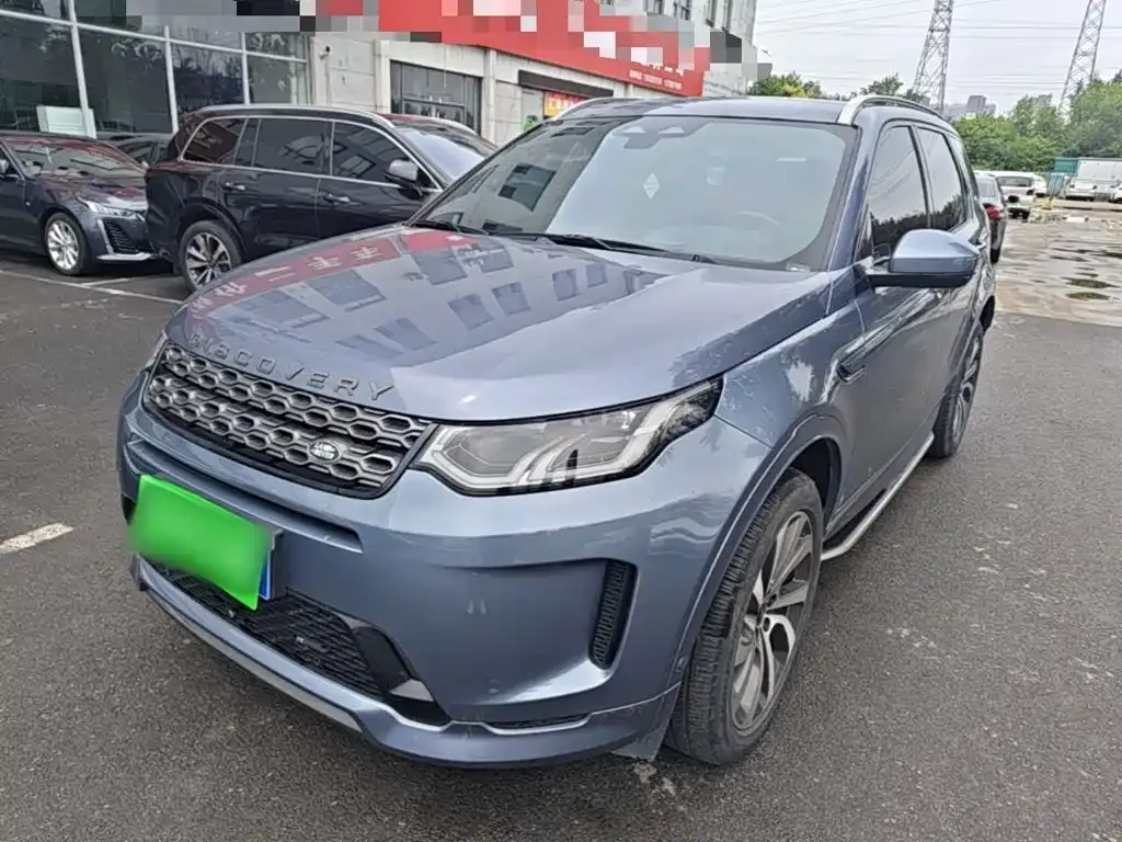 Land Rover Discovery Sport — фото 1