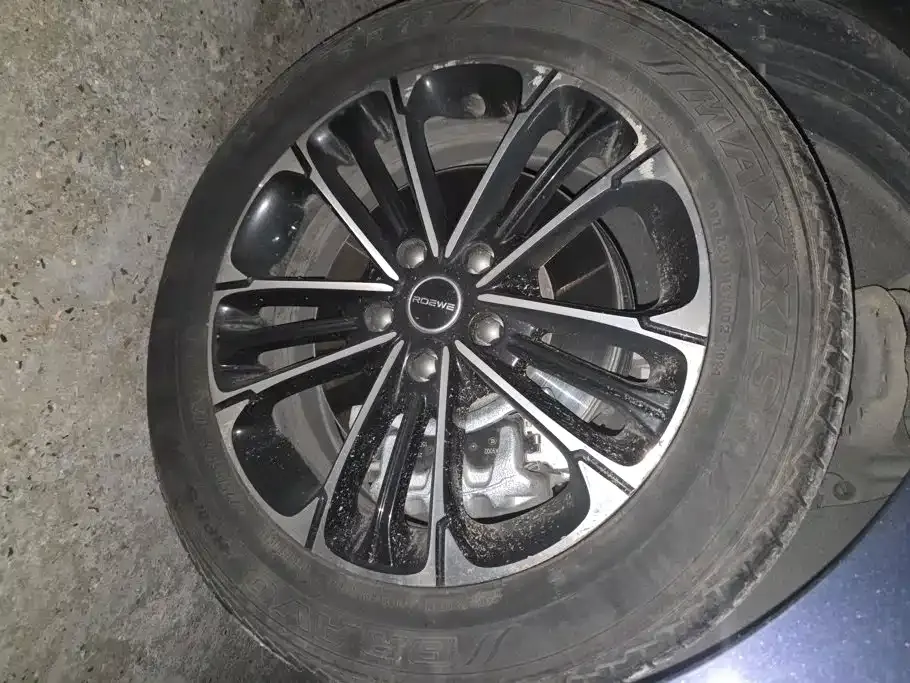 Roewe iMAX8 — фото 10