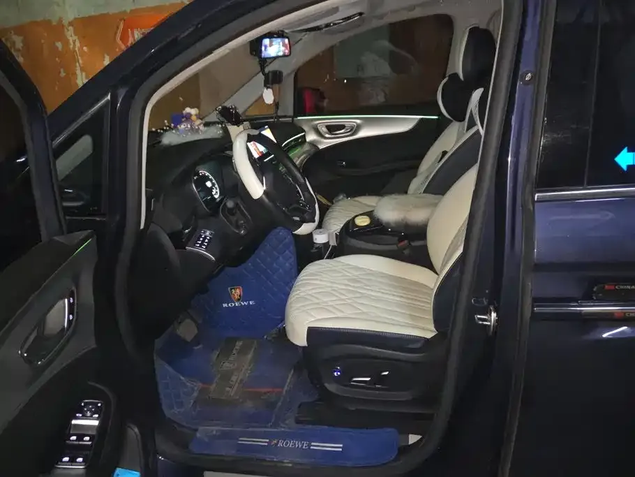 Roewe iMAX8 — фото 2