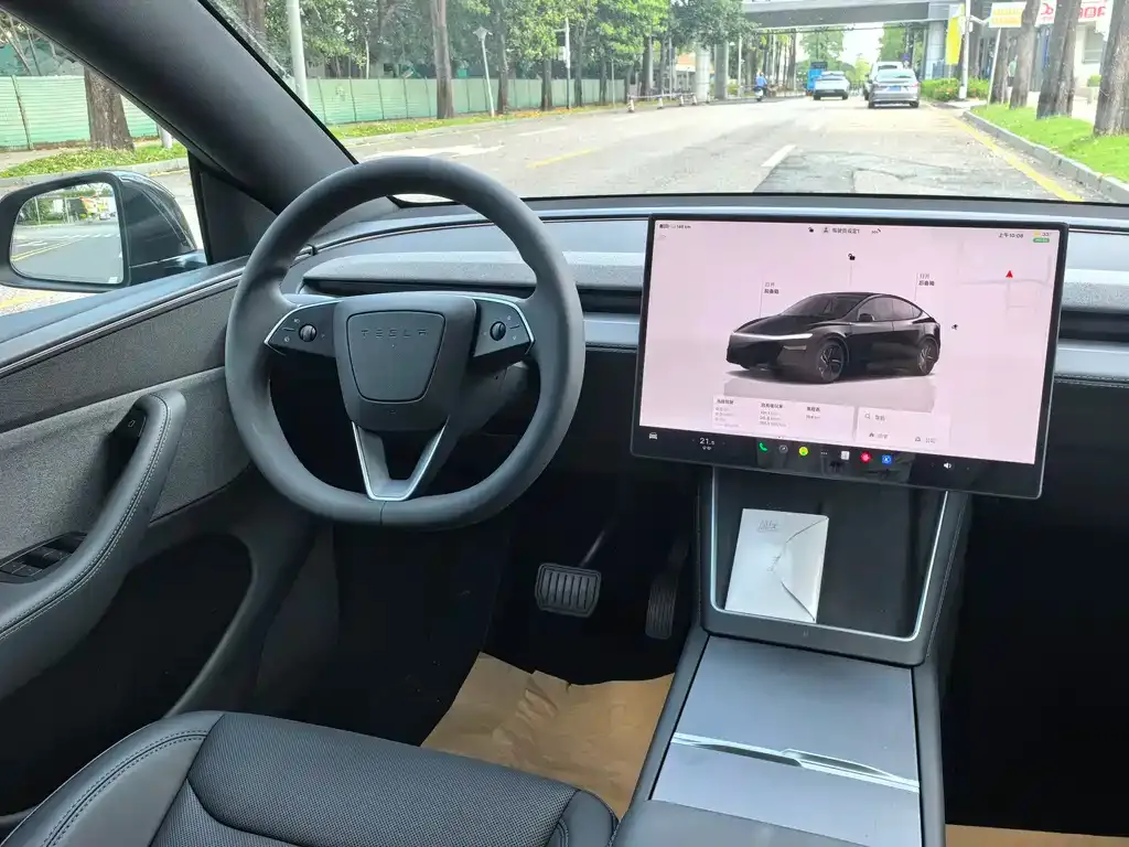 Tesla Model Y — фото 3