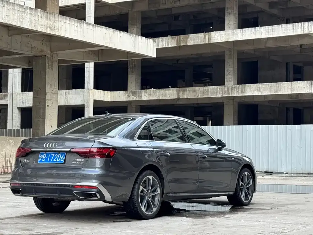 Audi A4L — фото 6