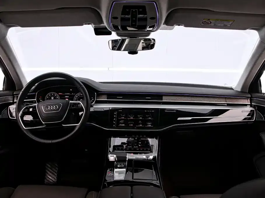 Audi A8 — фото 8