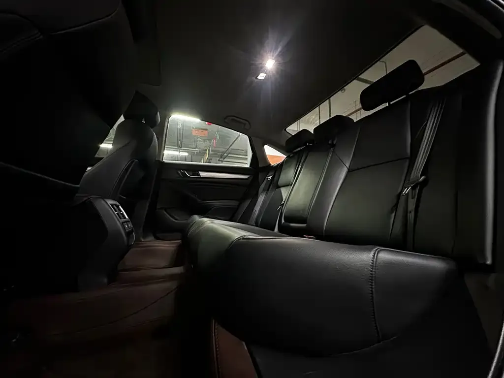 Honda Accord — фото 2