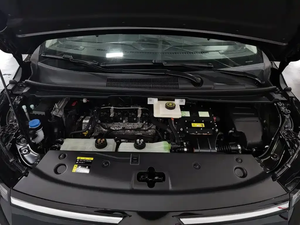 GAC Motor Trumpchi E8 — фото 10