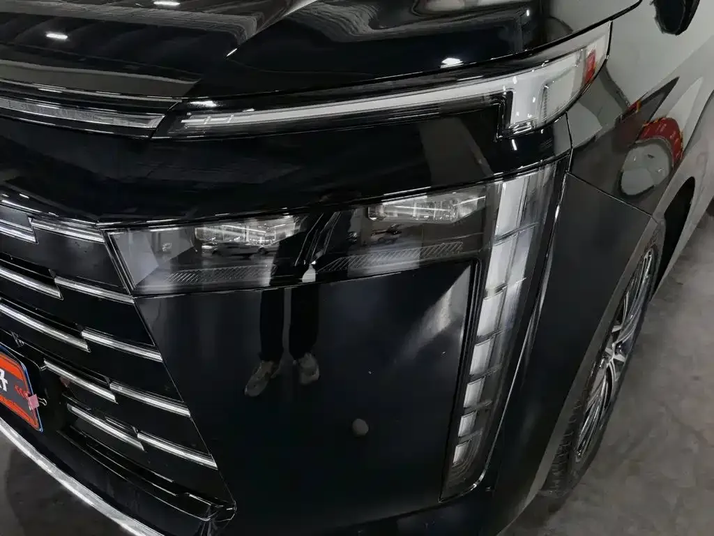 GAC Motor Trumpchi E8 — фото 8