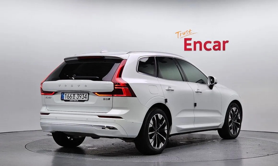 Volvo XC60 2026 из KR, фото 5
