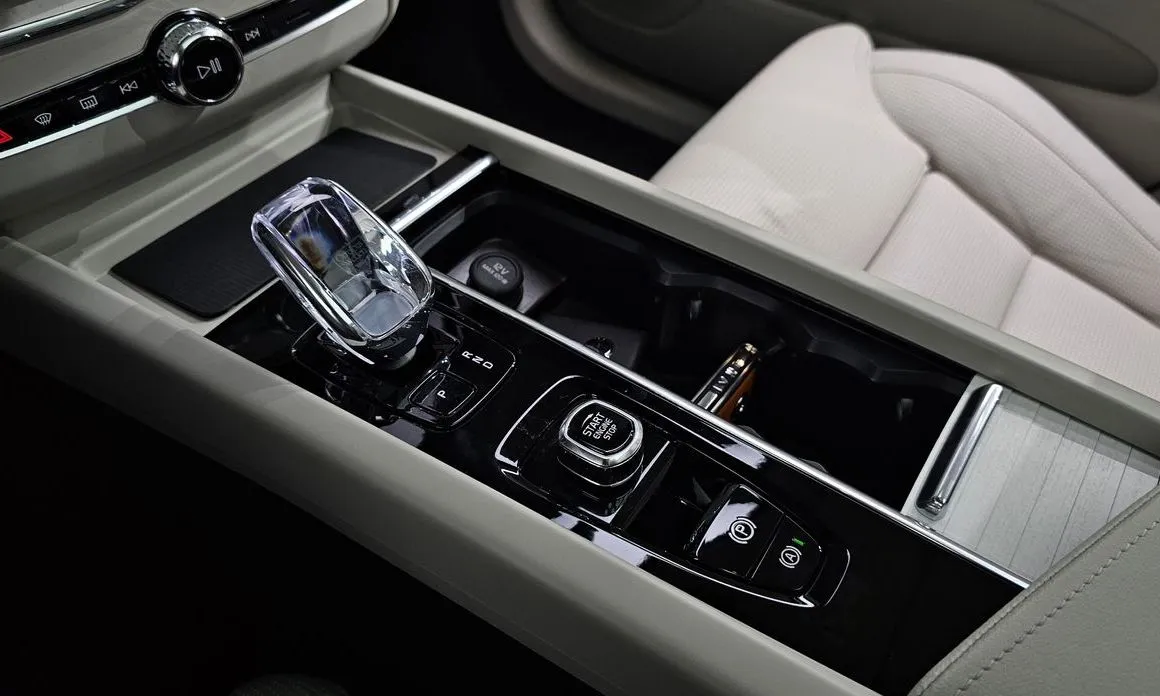 Volvo XC60 2026 из KR, фото 8