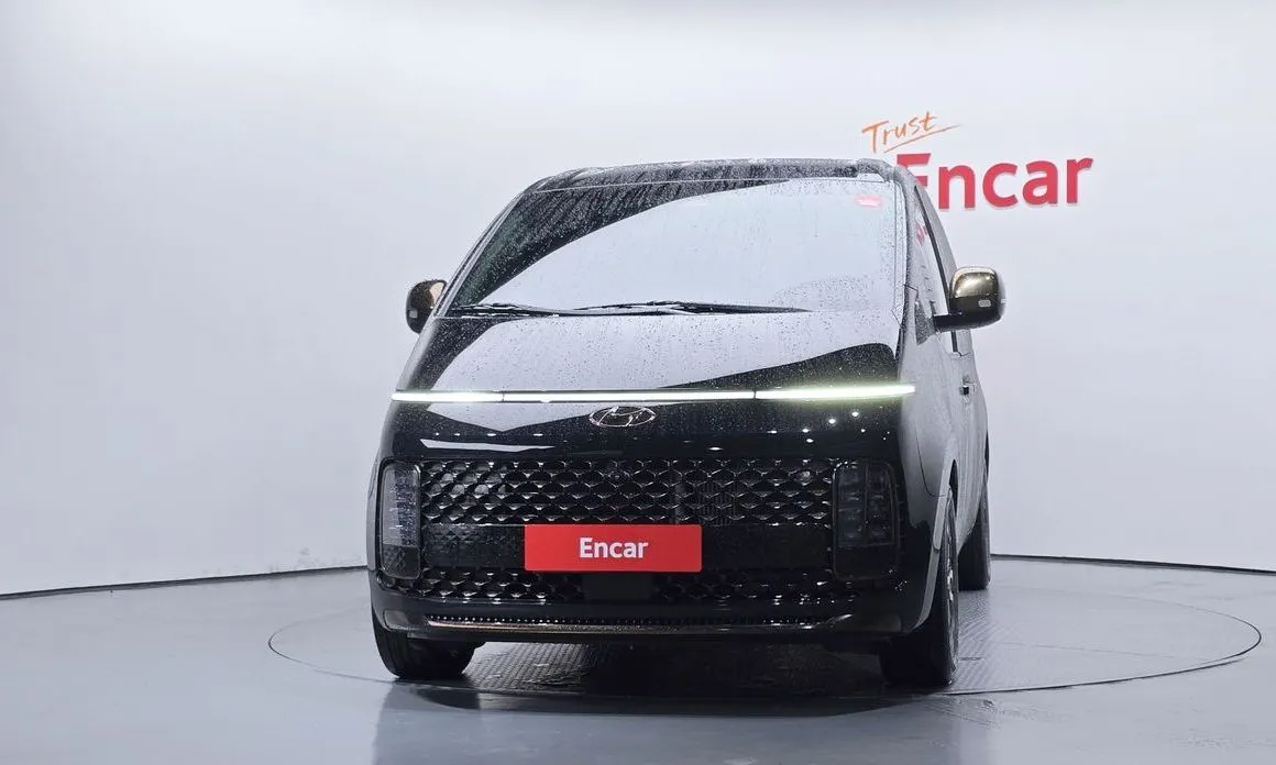 Hyundai Staria 2023 из KR, фото 3