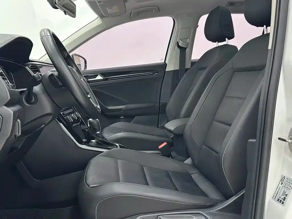 Volkswagen T-Roc 2022 из CN, фото 8