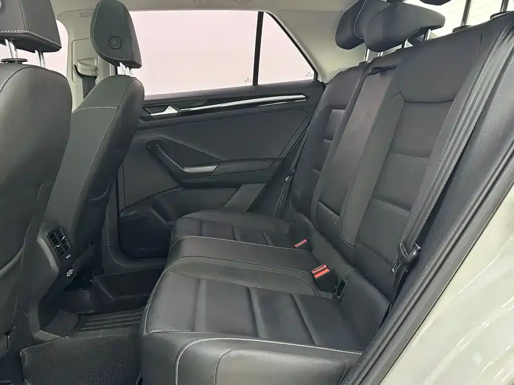 Volkswagen T-Roc 2022 из CN, фото 6