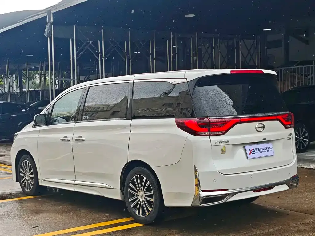 GAC Motor Trumpchi M8 — фото 10