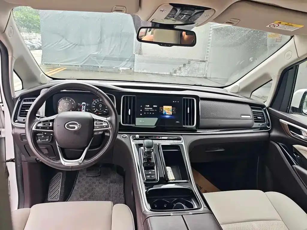 GAC Motor Trumpchi M8 — фото 2