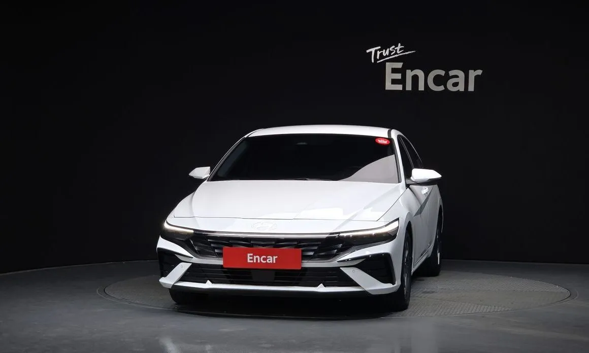 Hyundai AVANTE — фото 3
