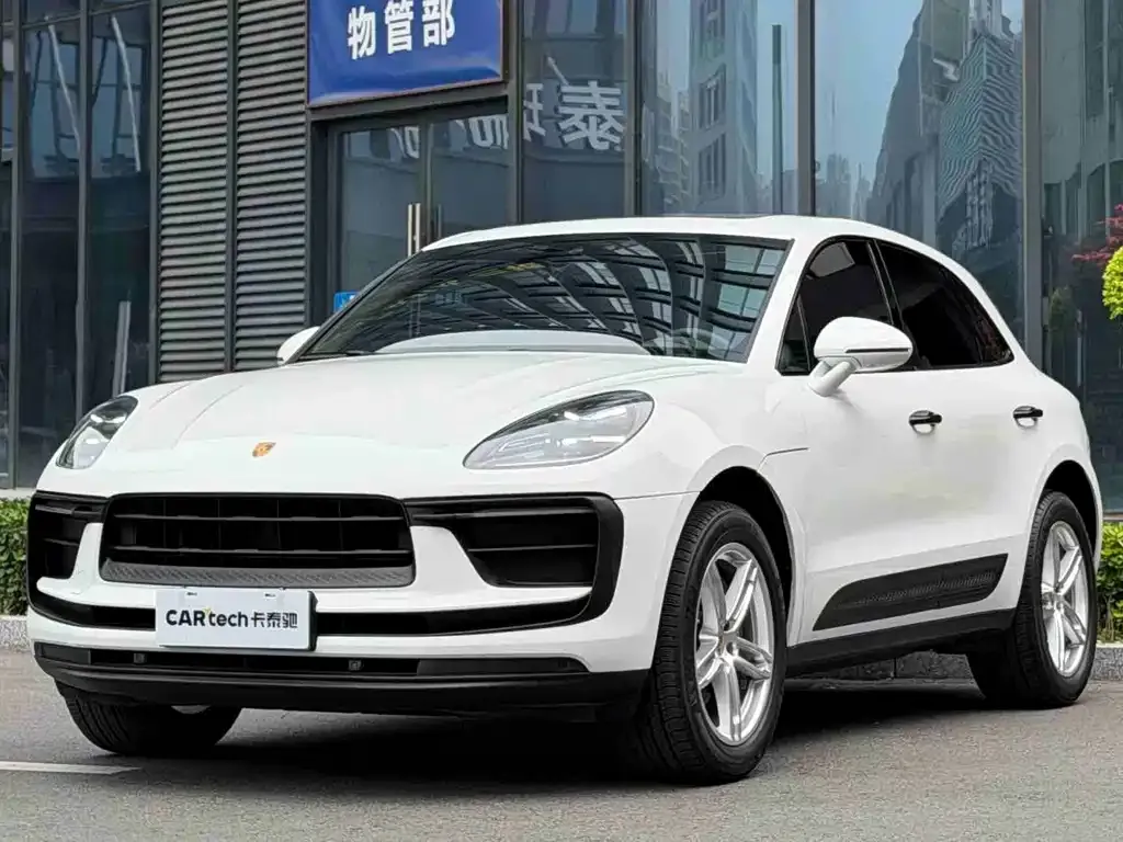 Porsche Macan — фото 1