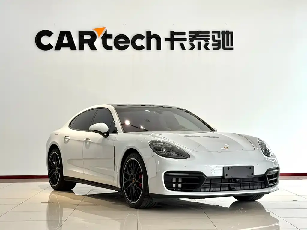 Porsche Panamera — фото 10