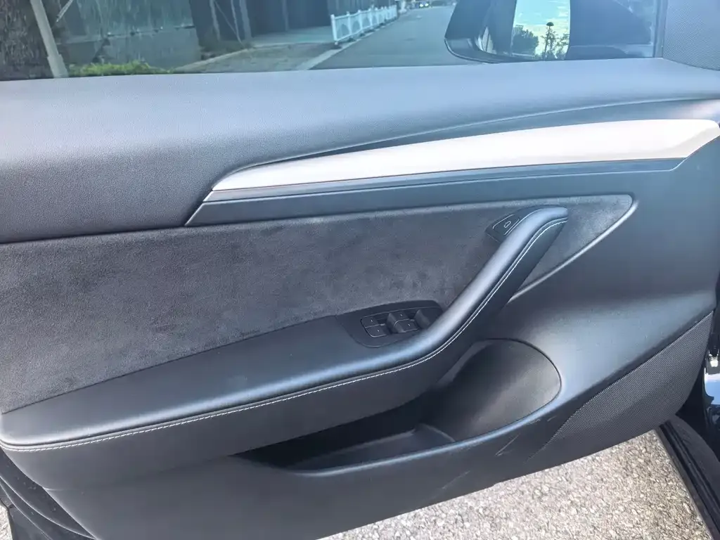 Tesla Model 3 2022 из CN, фото 4